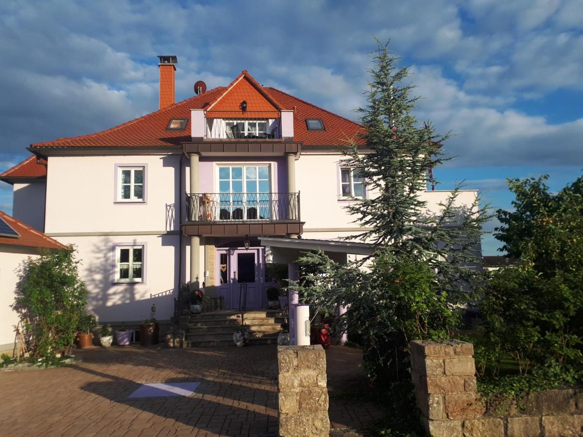 Villa Lila Sommerach Exterior photo