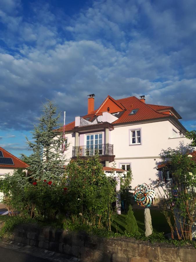 Villa Lila Sommerach Exterior photo